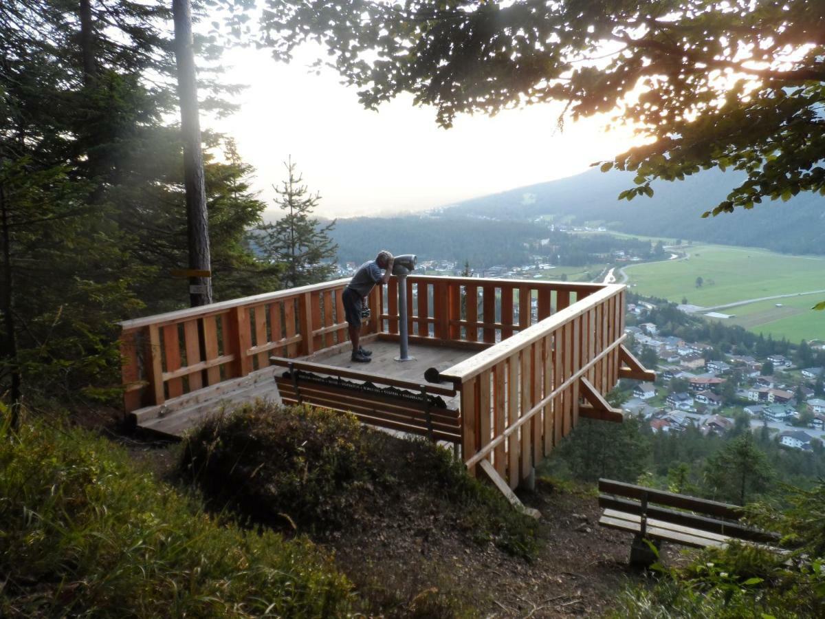 Haus Am Wiesenrain Leutasch Bagian luar foto