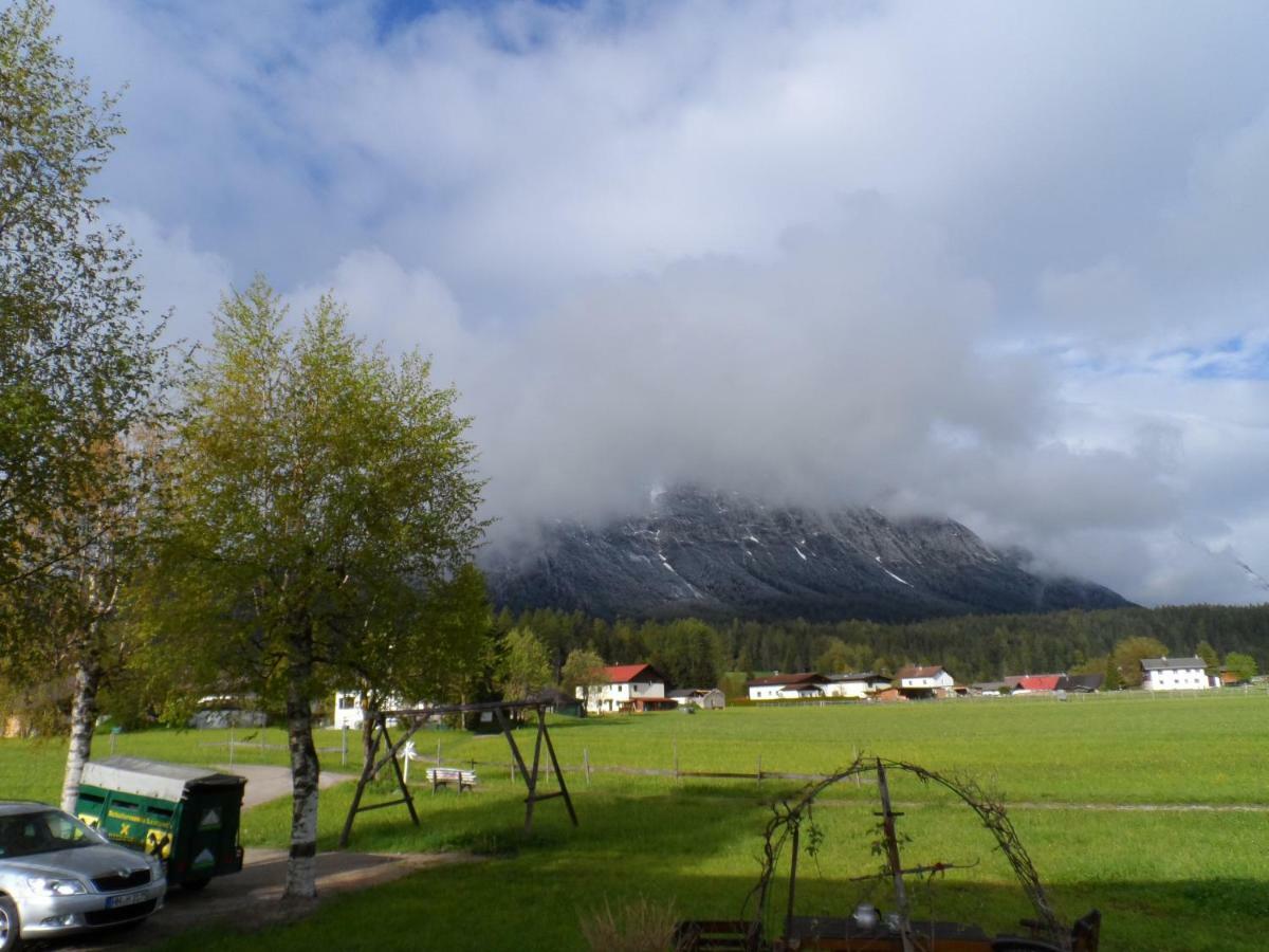 Haus Am Wiesenrain Leutasch Bagian luar foto