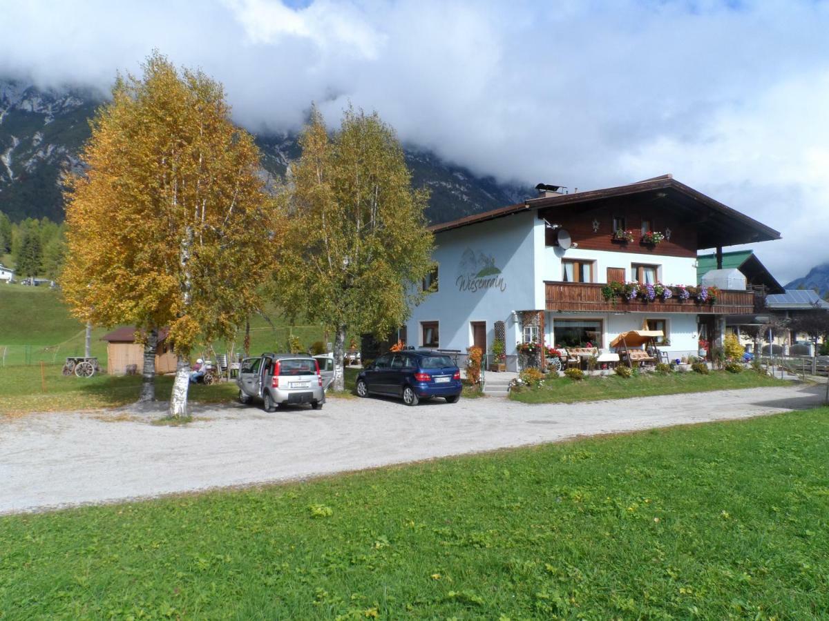 Haus Am Wiesenrain Leutasch Bagian luar foto